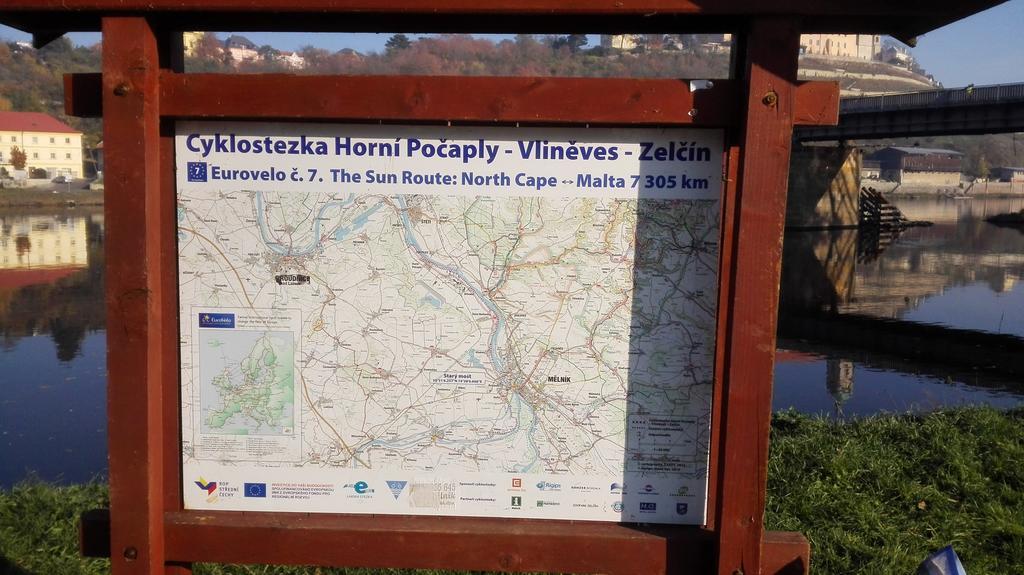 Villa Zoopark Zelcin à Mělník Extérieur photo